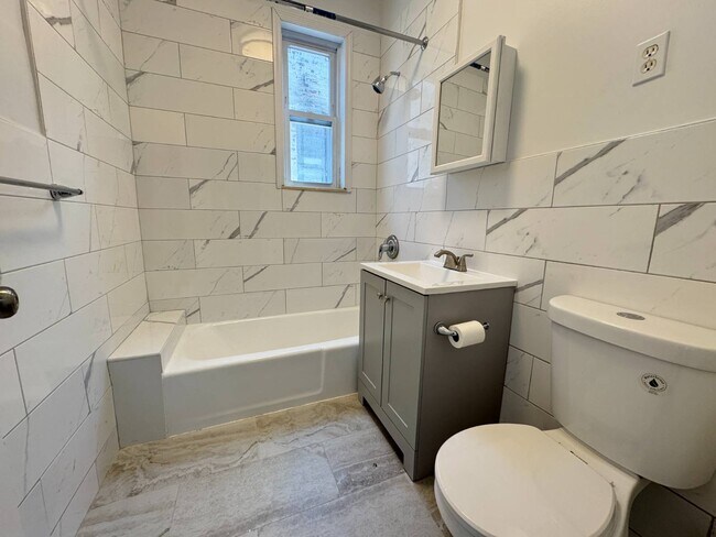 Foto del edificio - 861 Kinsella St