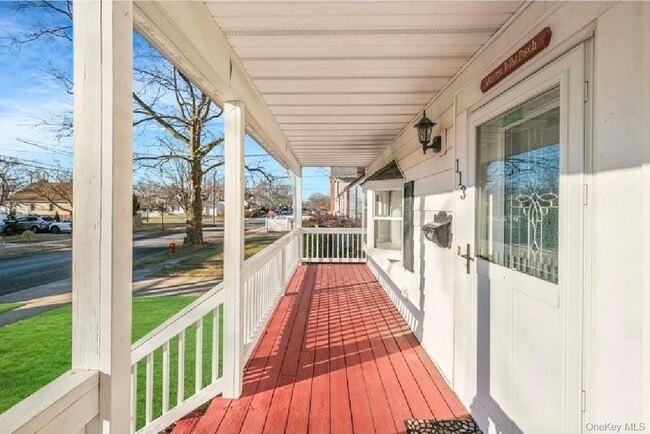 Photo - 113 Yoakum Ave House