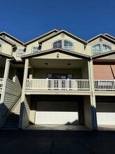 Building Photo - 252 Hiatt Ln