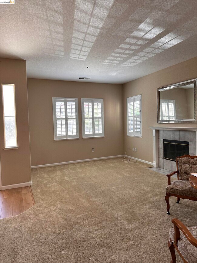 Foto del edificio - 227 Carter Pl