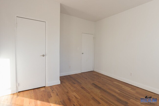 Foto del edificio - 322 S 11th St