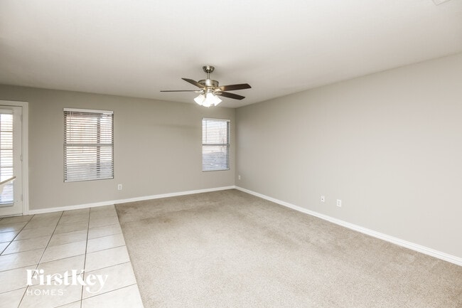 Foto del edificio - 5600 Ainsdale Dr