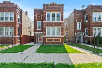 Building Photo - 4437 S Sawyer Ave