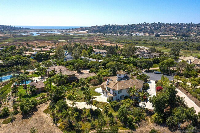 Building Photo - 3993 Stonebridge Ct