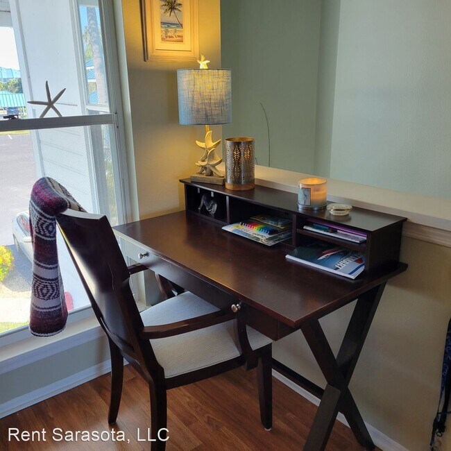 Building Photo - 2 br, 2 bath House - 958 Sandpiper Circle ...