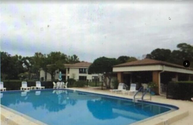 Building Photo - 1 bedroom in Palm Harbor FL 34684
