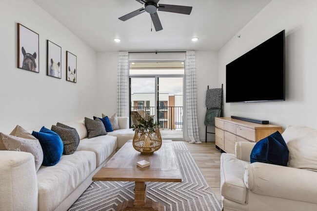 Foto del edificio - Modern 2 Bed/2 Bath Condo in Rexburg