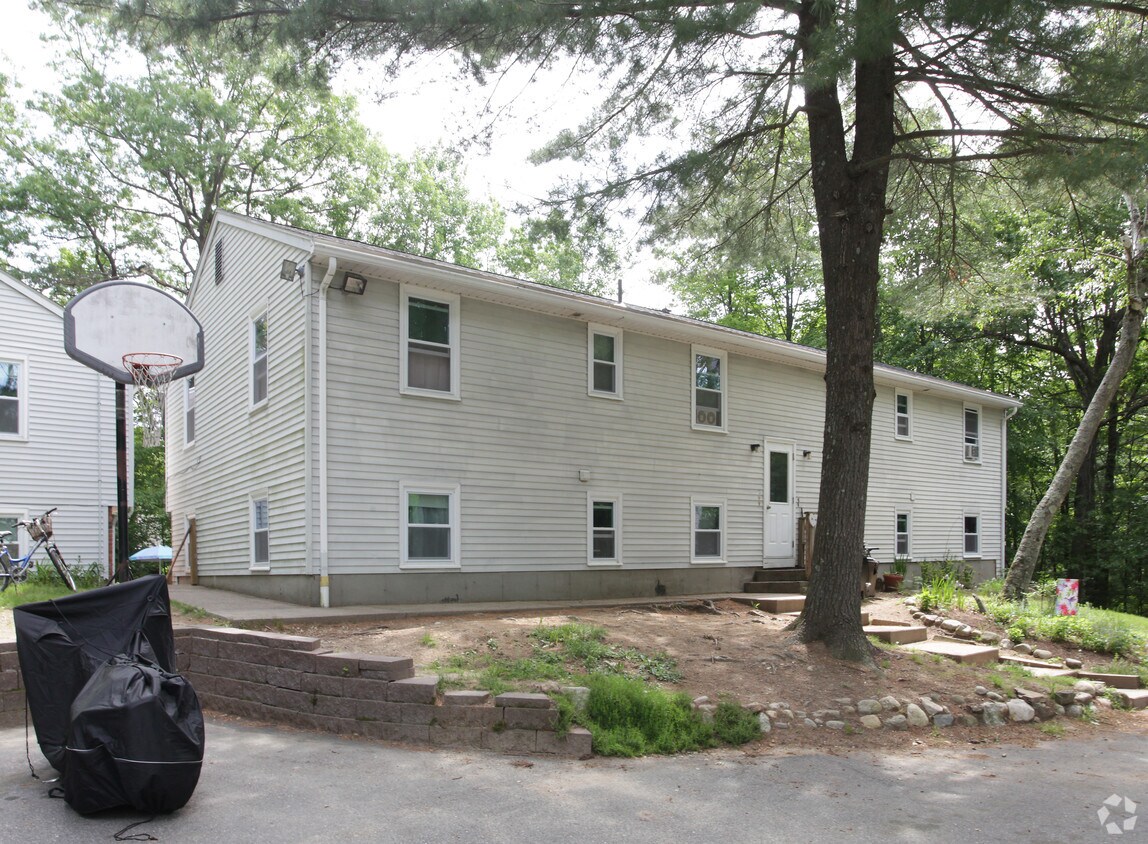 Building Photo - 11-13 Foote Rd