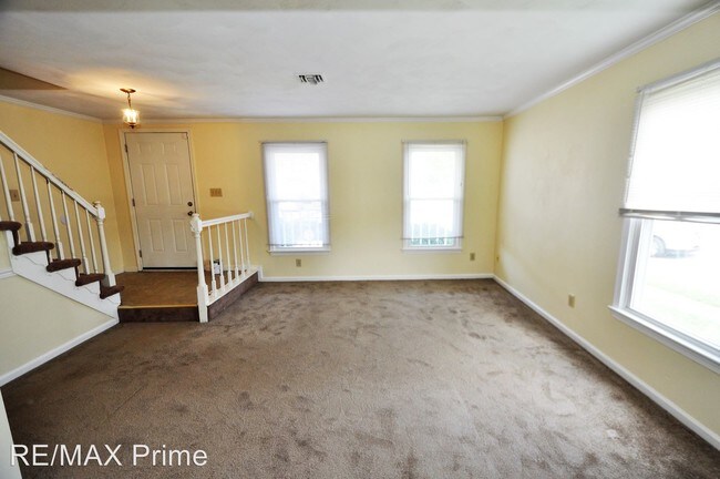 Building Photo - 3 br, 2.5 bath House - 1657 Mantane Arch