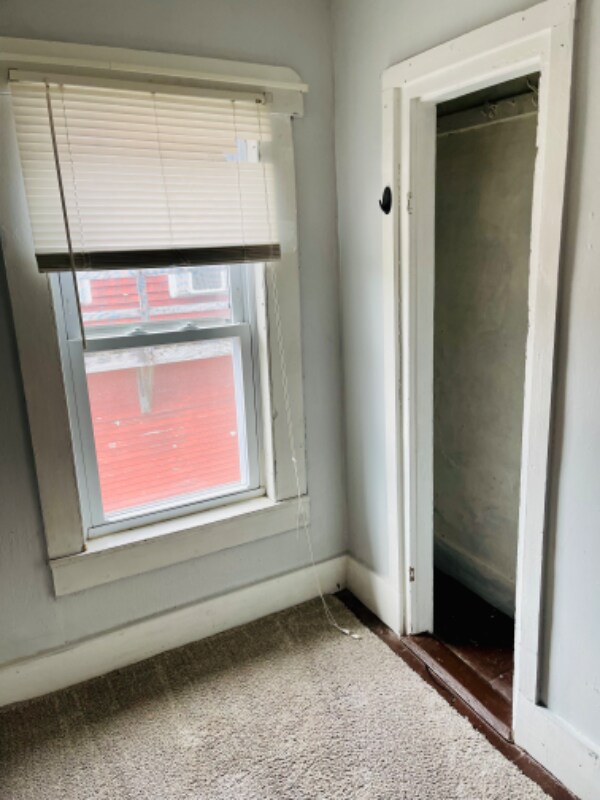 5 Felker St, Rochester, NH 03839 House Rental in Rochester, NH