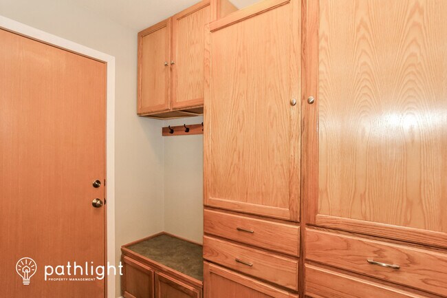 Foto del edificio - 4981 Bowwood Cir NE