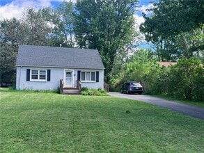 Building Photo - 17 Pleasant View Dr