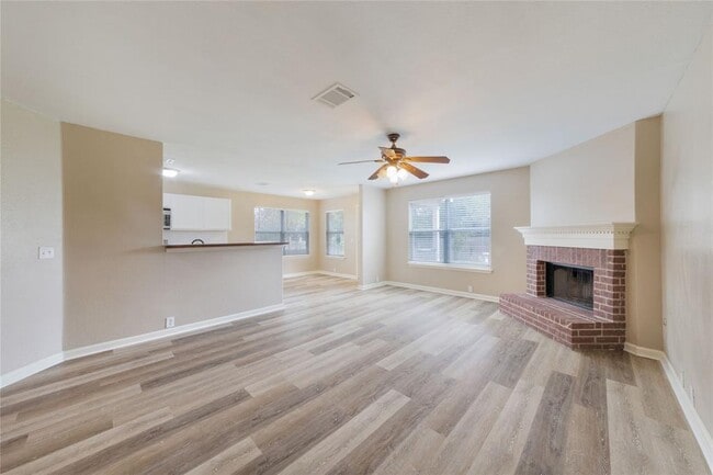 Building Photo - 1602 Gouda Ct