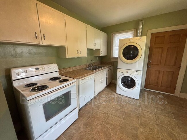 Foto del edificio - 615 S Andrews Ave