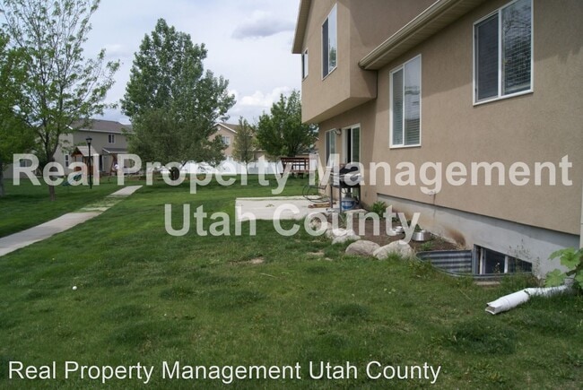 Building Photo - 3 br, 2.5 bath House - 4001 N. Bounty Cove