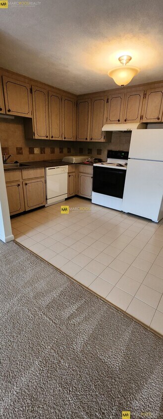 Primary Photo - 309 Lexington St