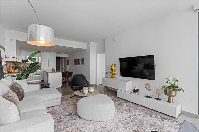 Foto del edificio - 88 SW 7th St