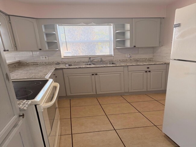 Building Photo - 1327 43rd St S