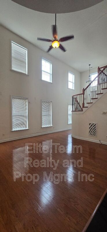 Building Photo - 13928 Mallard Lake Rd