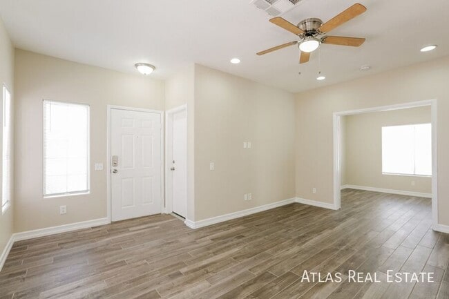 Foto del edificio - 7852 Scammons Bay Ct