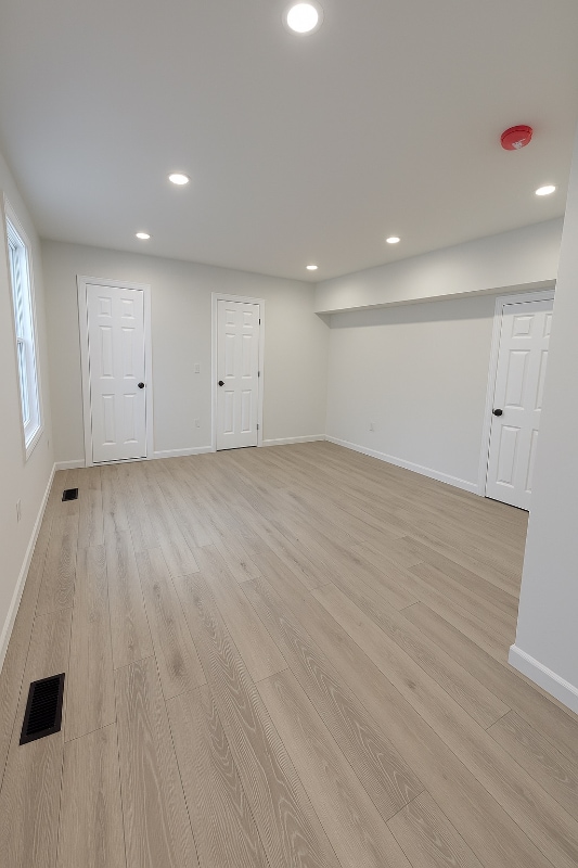 Building Photo - 115 Crawford Ave