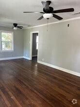 Building Photo - 1406 E Barton Ave