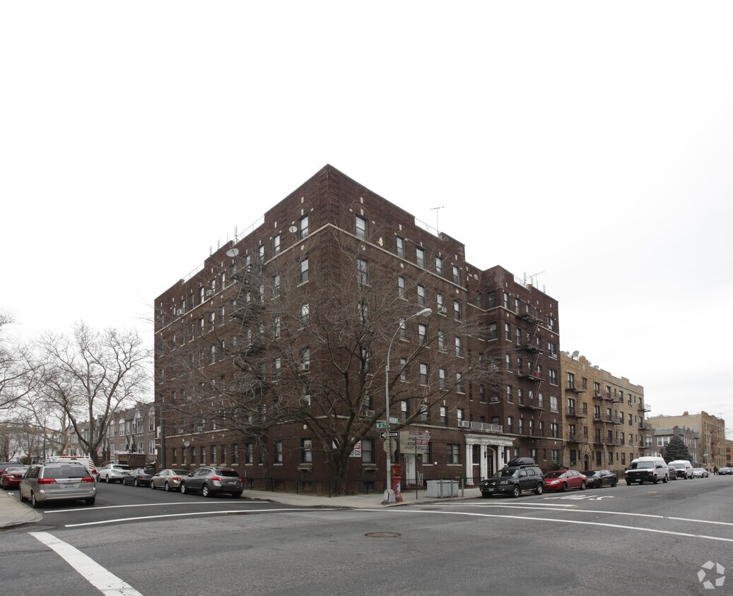 Primary Photo - 265-275 Quentin Rd