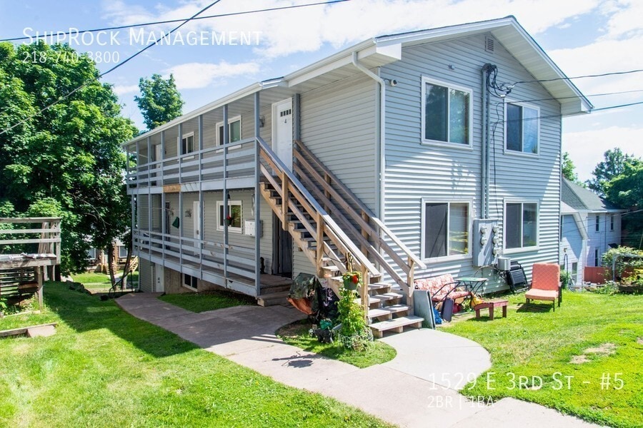 1529 E 3rd St Unit 5, Duluth, MN 55812 Room for Rent in Duluth, MN