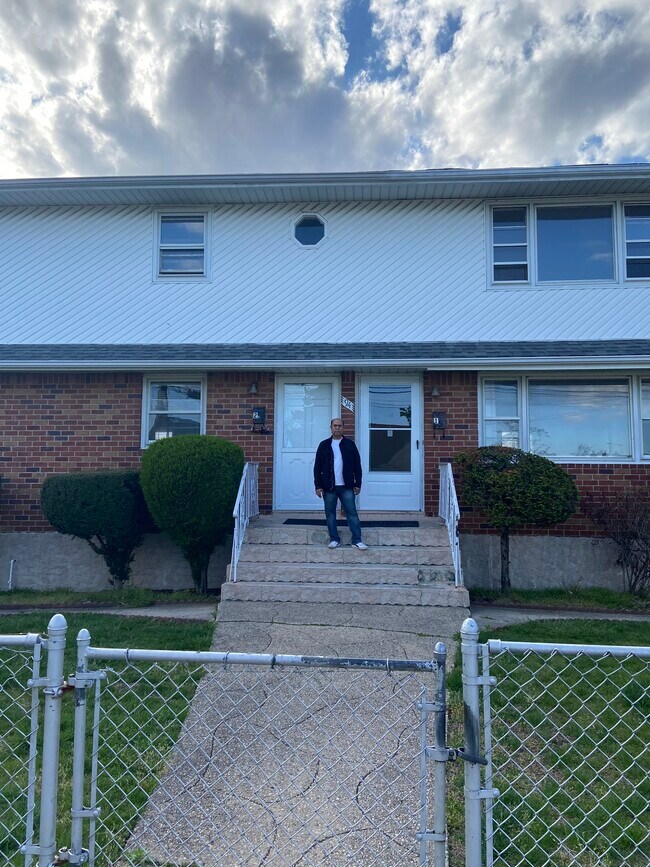 Próximamente publicaremos más fotos tras la reforma del apartamento. - 94 Emporia Ave