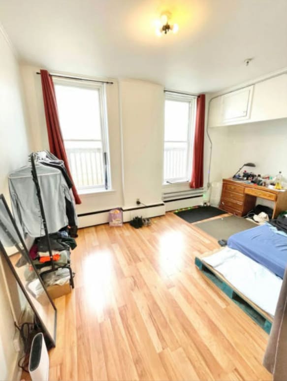 Building Photo - 2-Bedroom - 1 Bathroom Apartment – Uptown ...