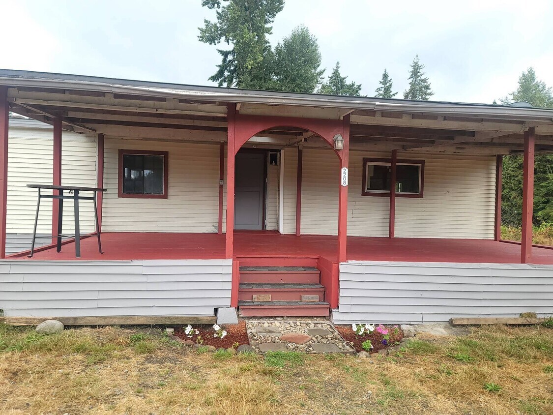 Primary Photo - 2208 278th St E