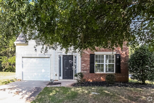 Building Photo - 955 Grass Hollow Ct