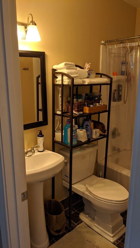 Foto principal - 130 W Merrimack St