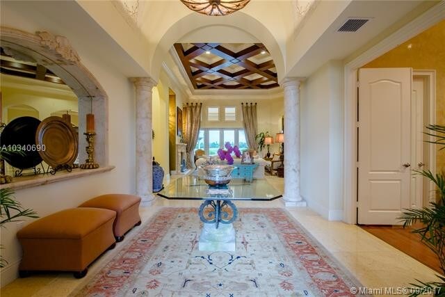Foto del edificio - 2947 Lake Ridge Ln