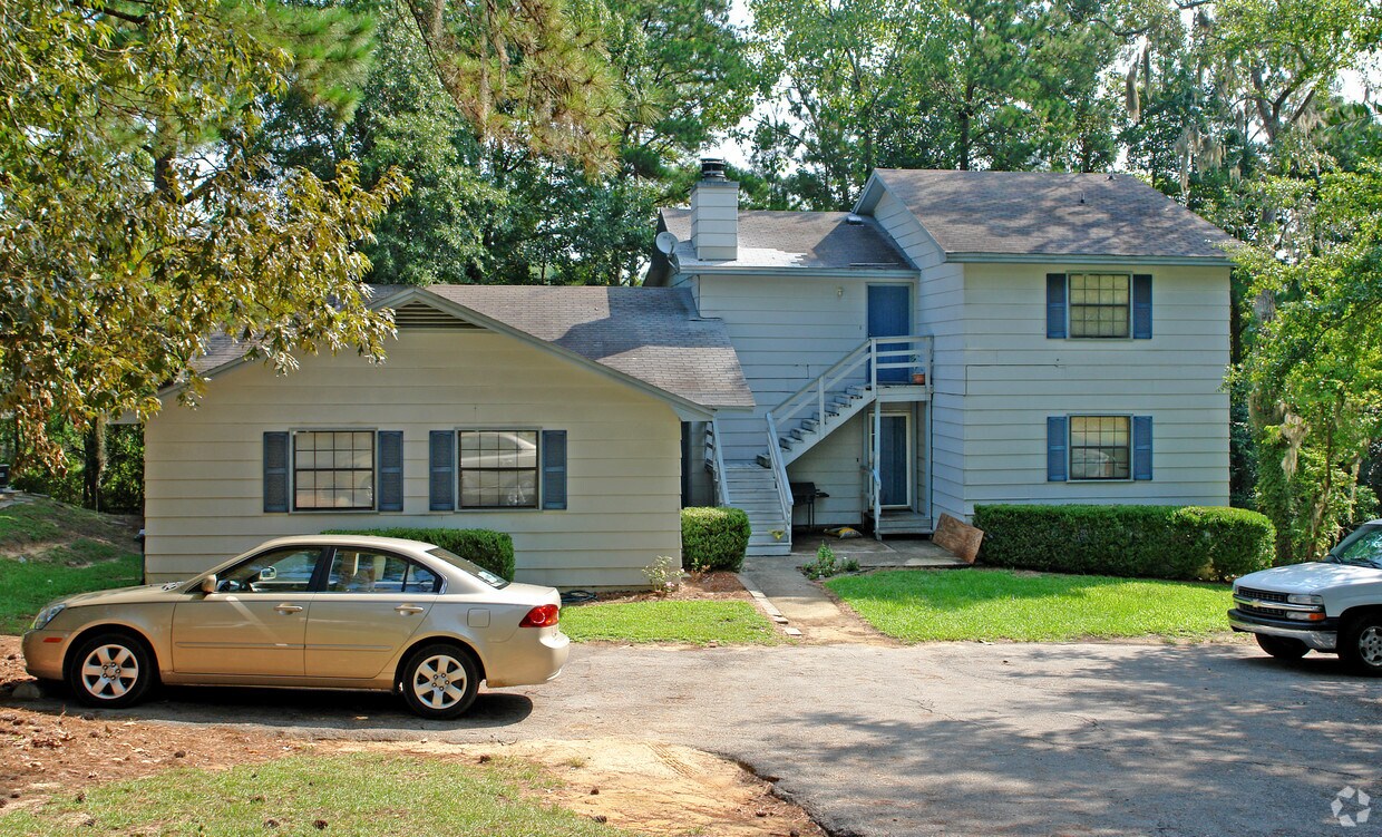 Building Photo - 3736 Donovan Dr