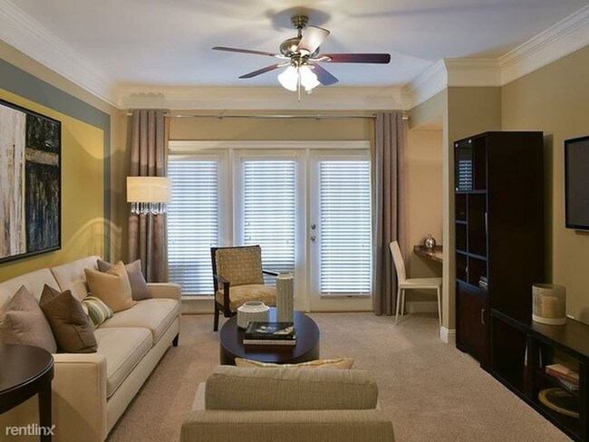 Foto del edificio - 2 br, 2 bath  - 1445 Monroe Dr NE Apt C18