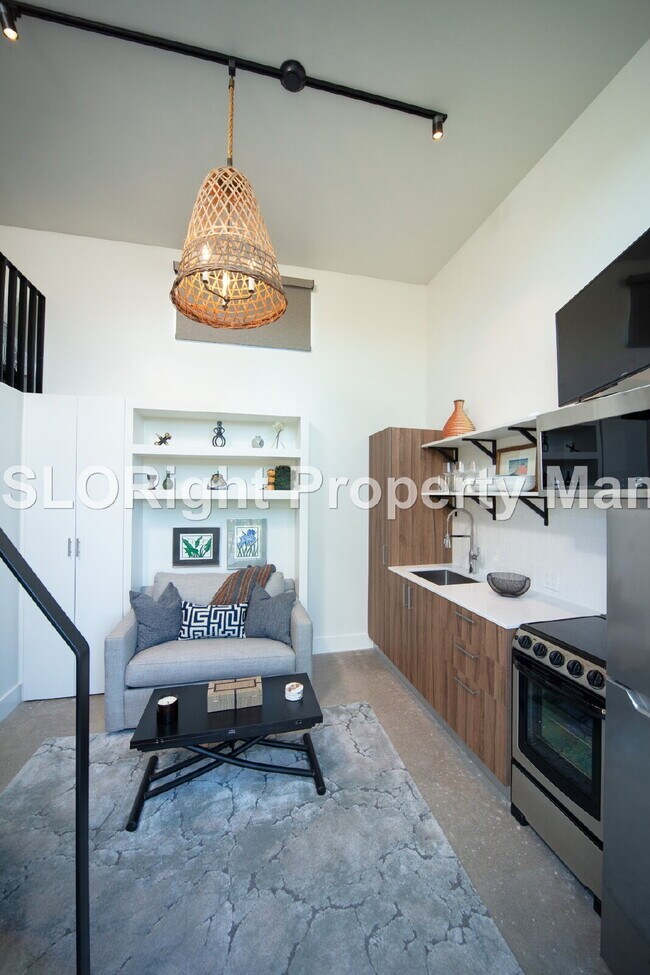 Building Photo - AVAILABLE SEPTEMBER - Furnished Luxurious Studio Apartment Grover Beach