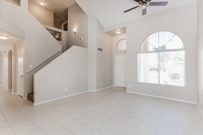 Building Photo - 18400 N 83rd Dr