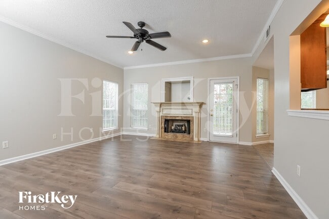 Building Photo - 3021 Bowron Rd