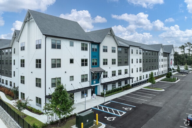 Building Photo - Gavin Point