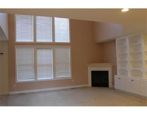 Foto del edificio - 2 Shannon Dr