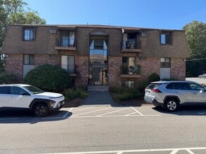Building Photo - 655 W Lowell Ave