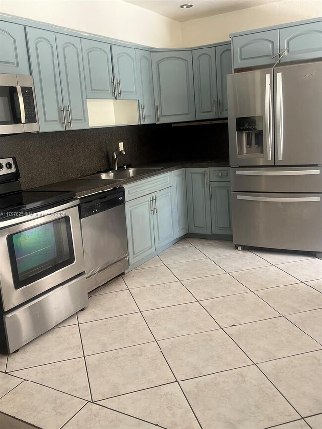 Foto del edificio - 2639 Fletcher Ct