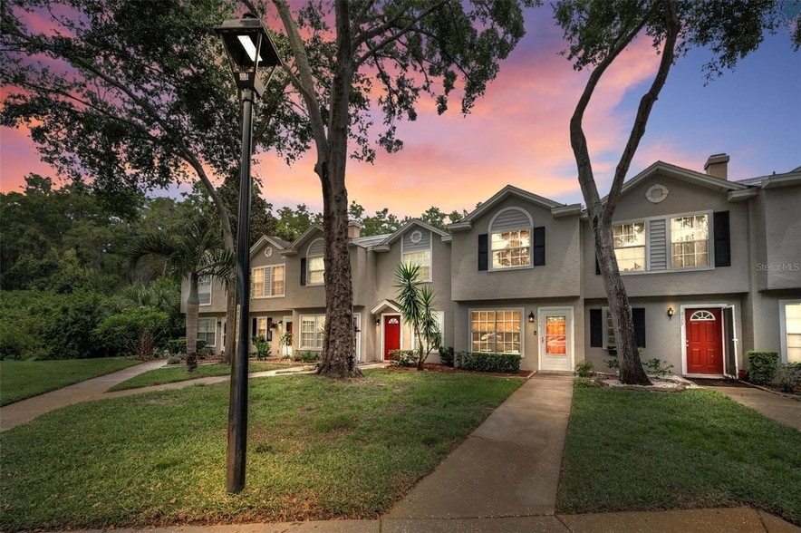 Foto principal - 2173 Fox Chase Blvd