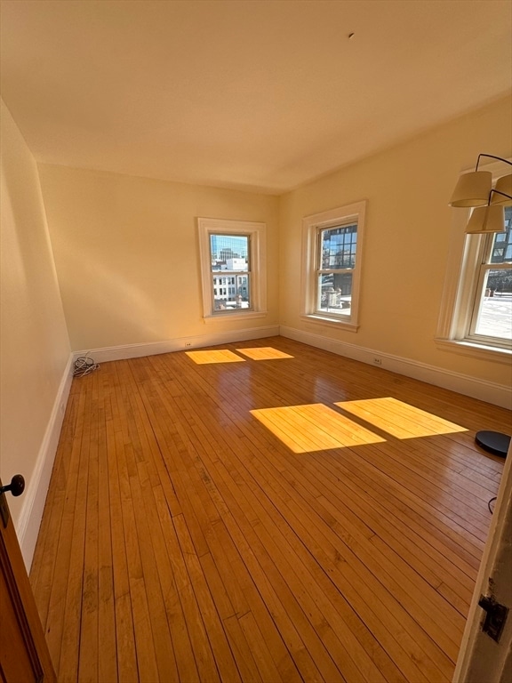 Building Photo - 465 Park Dr