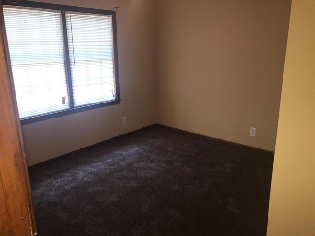 Foto del edificio - 240 Neptune Ct.