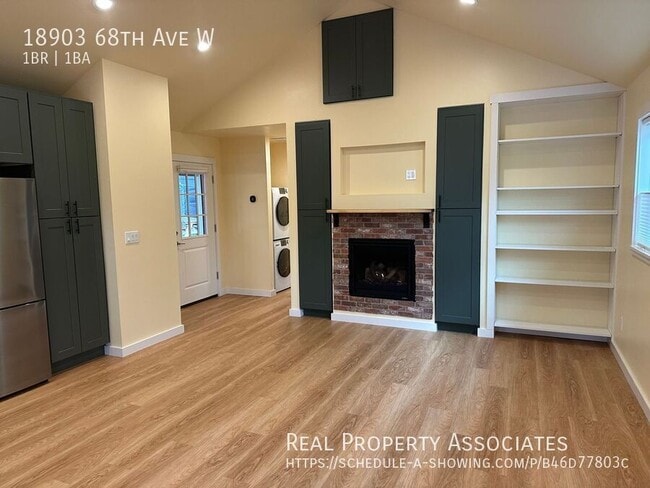 Foto del edificio - 18903 68th Ave W