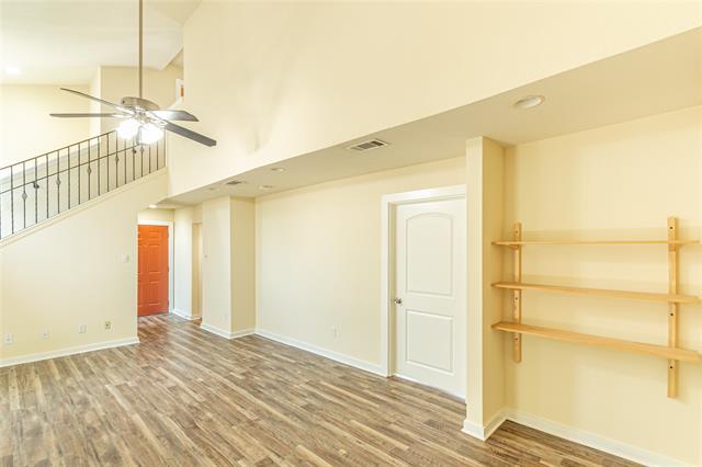 Foto del edificio - 4402 Holland Ave