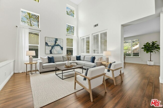 Foto del edificio - 2909 Venezia Ln