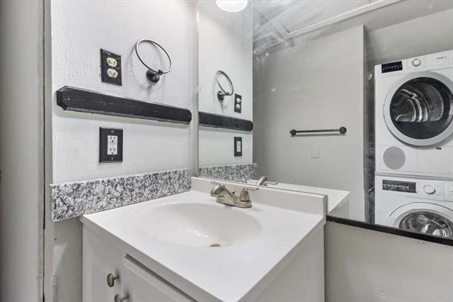 Foto del edificio - 7182 Hickory St